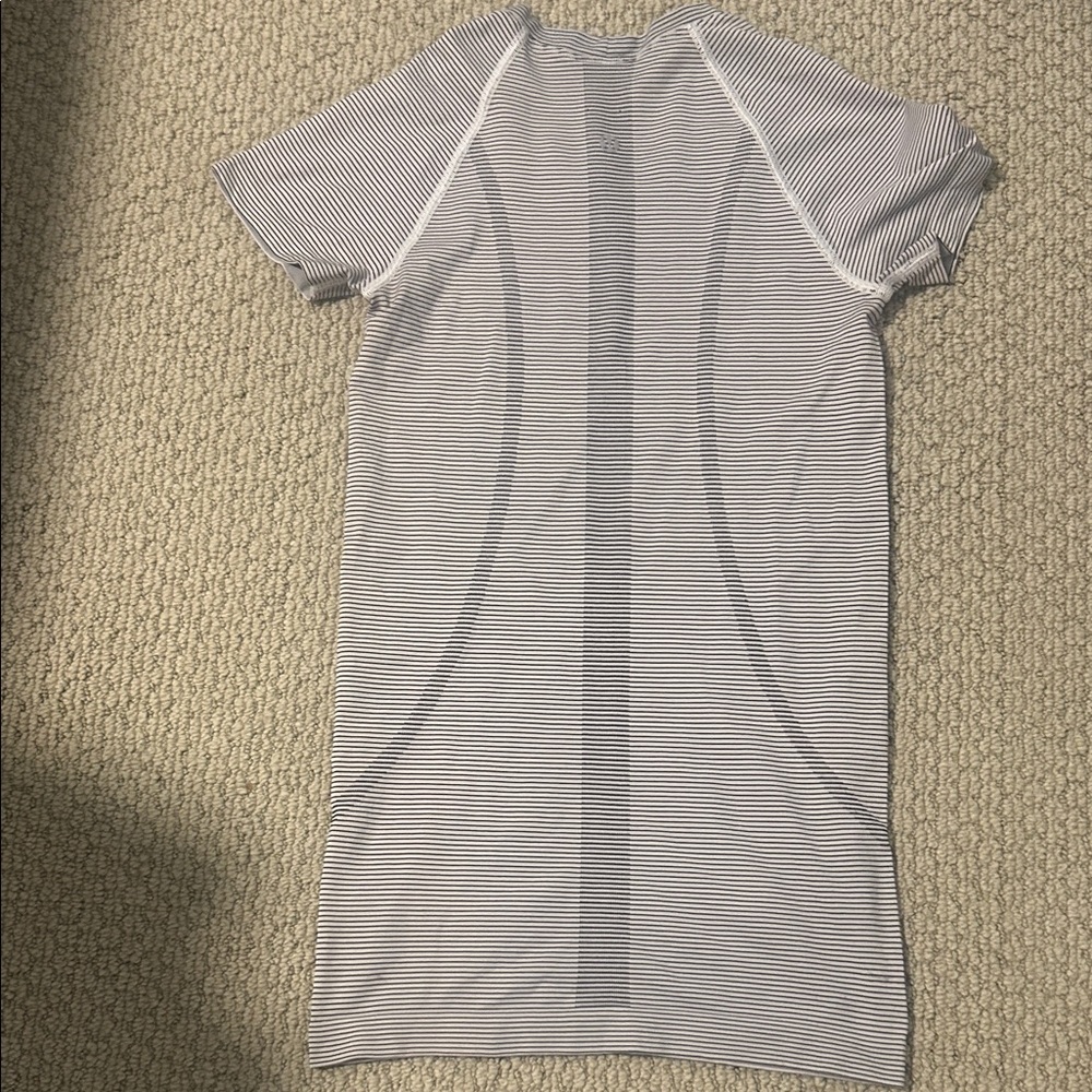 lululemon Black and White Striped short sleeved swiftly tech - Picture 2 of 3